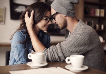 4 Signs Of Psychic Connection Between Soul Mates