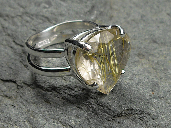 golden rutilated quartz ring e1526593154756