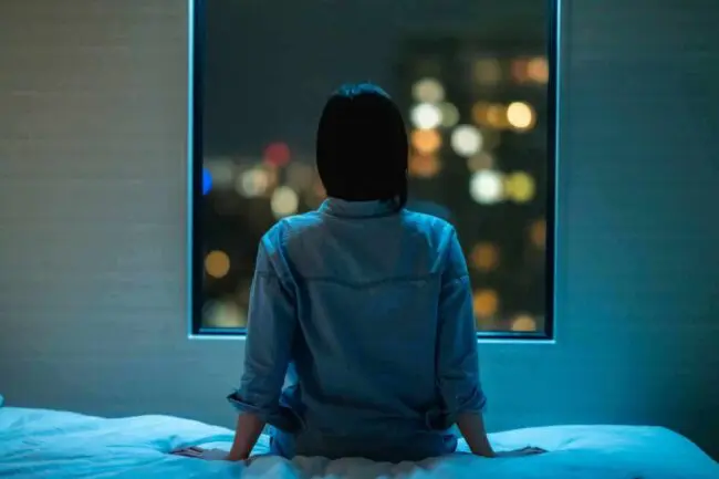 17 Spiritual Meanings When You Can’t Sleep Through the Night
