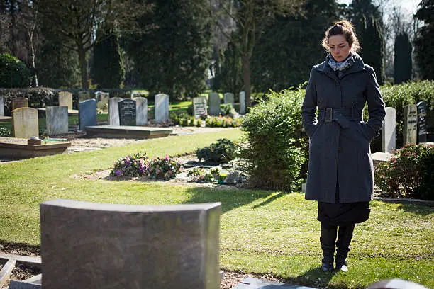 Do Loved Ones Know When You Visit a Grave?
